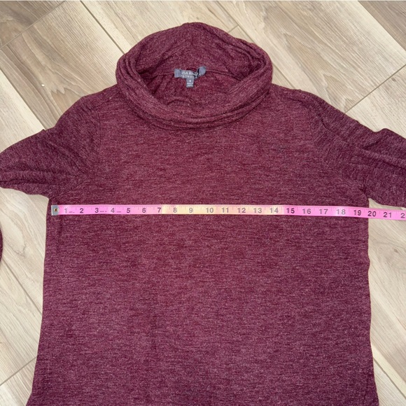 Lisa Rinna Collection Maroon Sweater stretchy tunic cowl neck - Picture 2 of 4